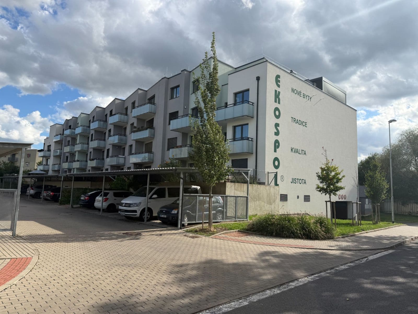 Prenájom bytu 2-izbový 71 m², Františka Diviše, Praha, Praha Prenájom bytu 2-izbový 71 m², Františka Diviše, Praha, Praha