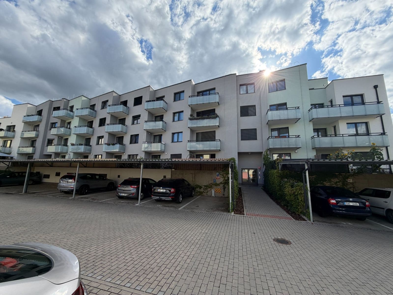 Prenájom bytu 2-izbový 71 m², Františka Diviše, Praha, Praha Prenájom bytu 2-izbový 71 m², Františka Diviše, Praha, Praha