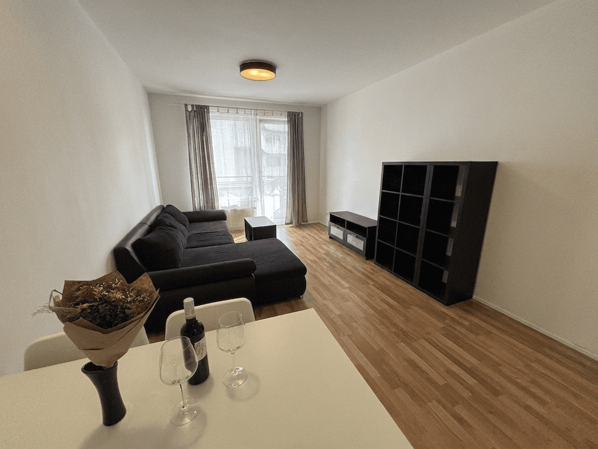 Prenájom bytu 2-izbový 58 m², Zvěřinova, Praha, Praha Prenájom bytu 2-izbový 58 m², Zvěřinova, Praha, Praha