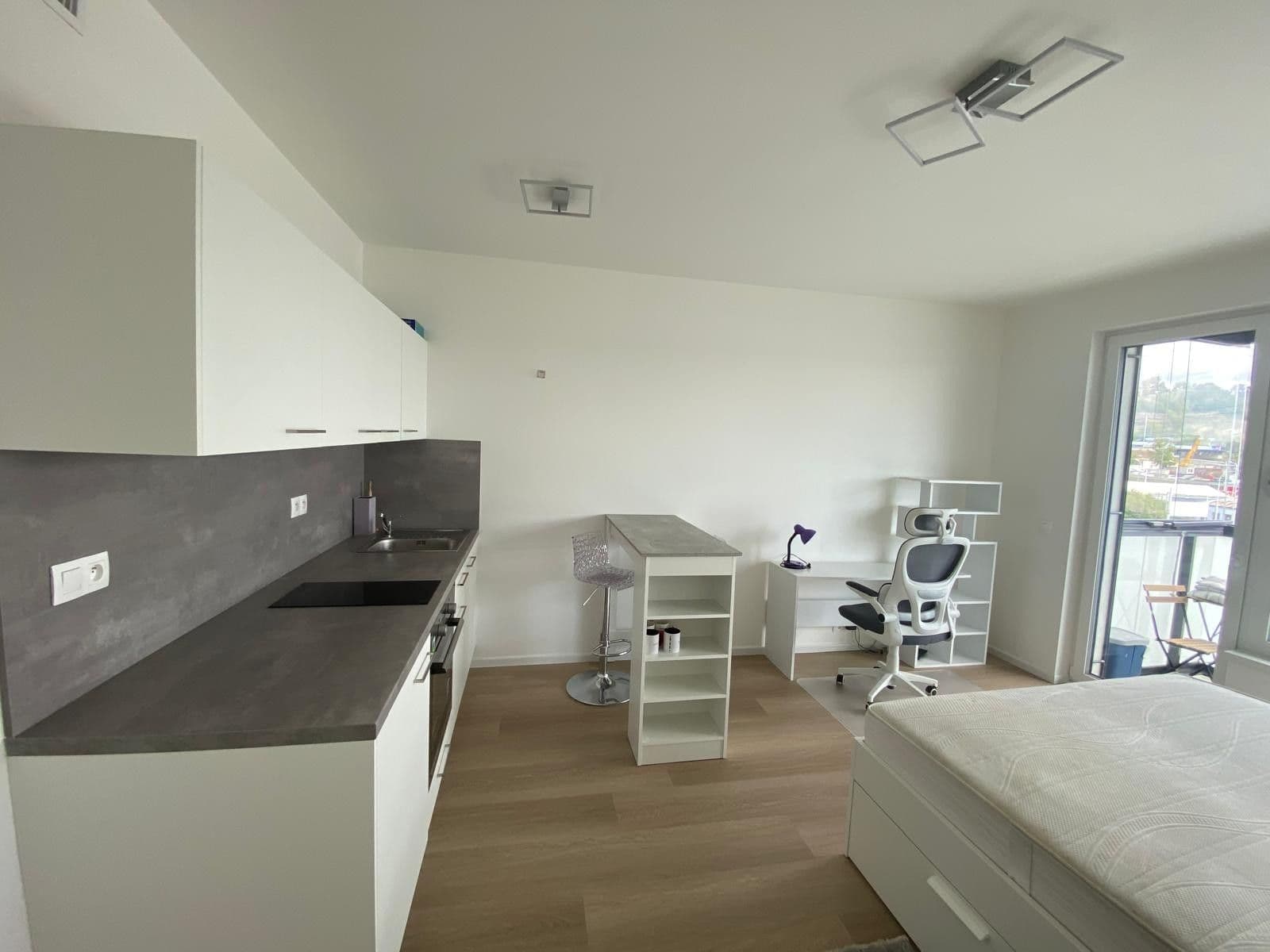 Prenájom bytu 1-izbový 30 m², Kolbenova, Praha, Praha Prenájom bytu 1-izbový 30 m², Kolbenova, Praha, Praha
