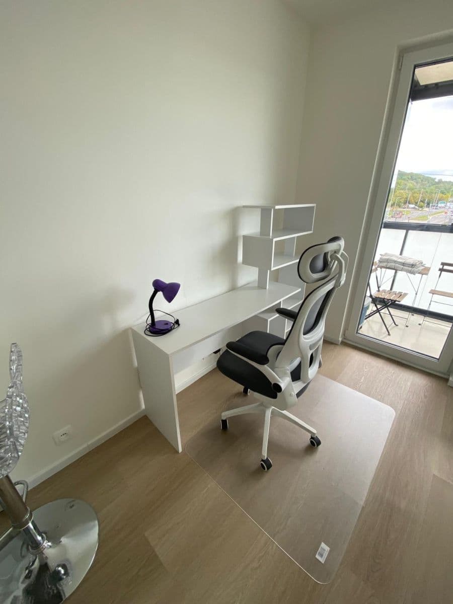 Prenájom bytu 1-izbový 30 m², Kolbenova, Praha, Praha Prenájom bytu 1-izbový 30 m², Kolbenova, Praha, Praha