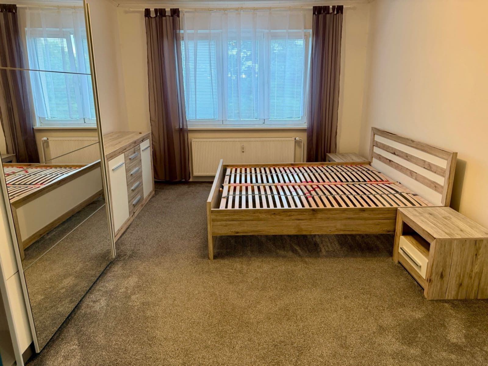 Predaj bytu 2-izbový 64 m², Karla Čapka, Sokolov, Karlovarský kraj Predaj bytu 2-izbový 64 m², Karla Čapka, Sokolov, Karlovarský kraj