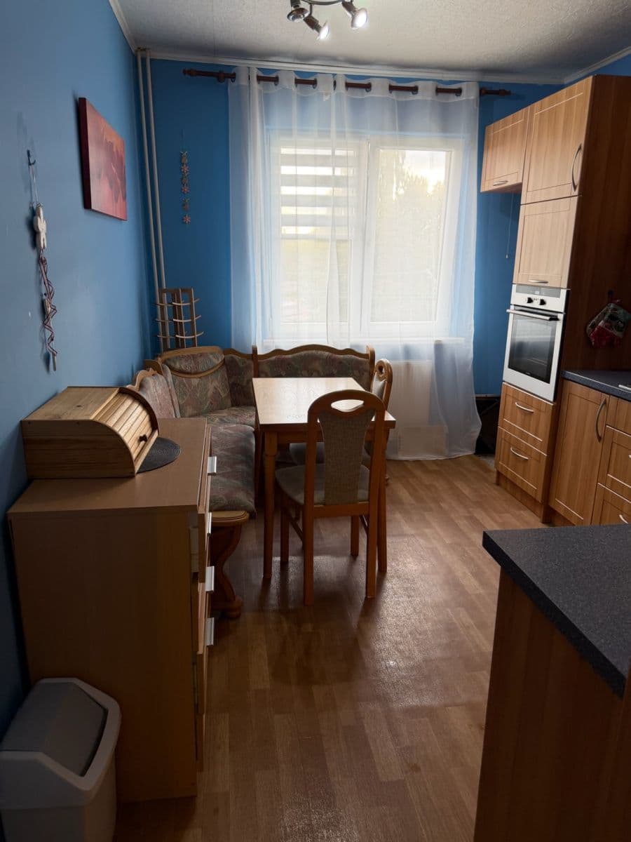 Predaj bytu 2-izbový 64 m², Karla Čapka, Sokolov, Karlovarský kraj Predaj bytu 2-izbový 64 m², Karla Čapka, Sokolov, Karlovarský kraj