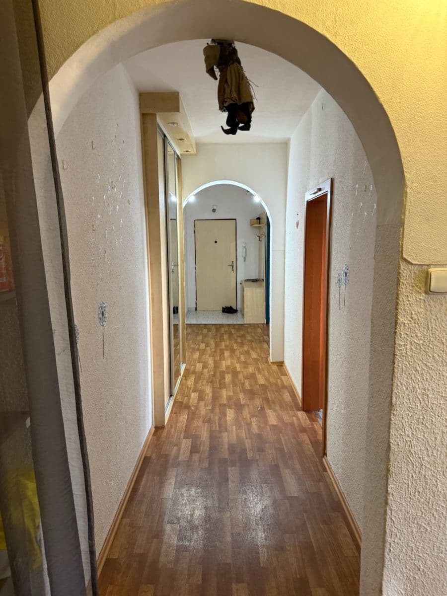 Predaj bytu 2-izbový 64 m², Karla Čapka, Sokolov, Karlovarský kraj Predaj bytu 2-izbový 64 m², Karla Čapka, Sokolov, Karlovarský kraj