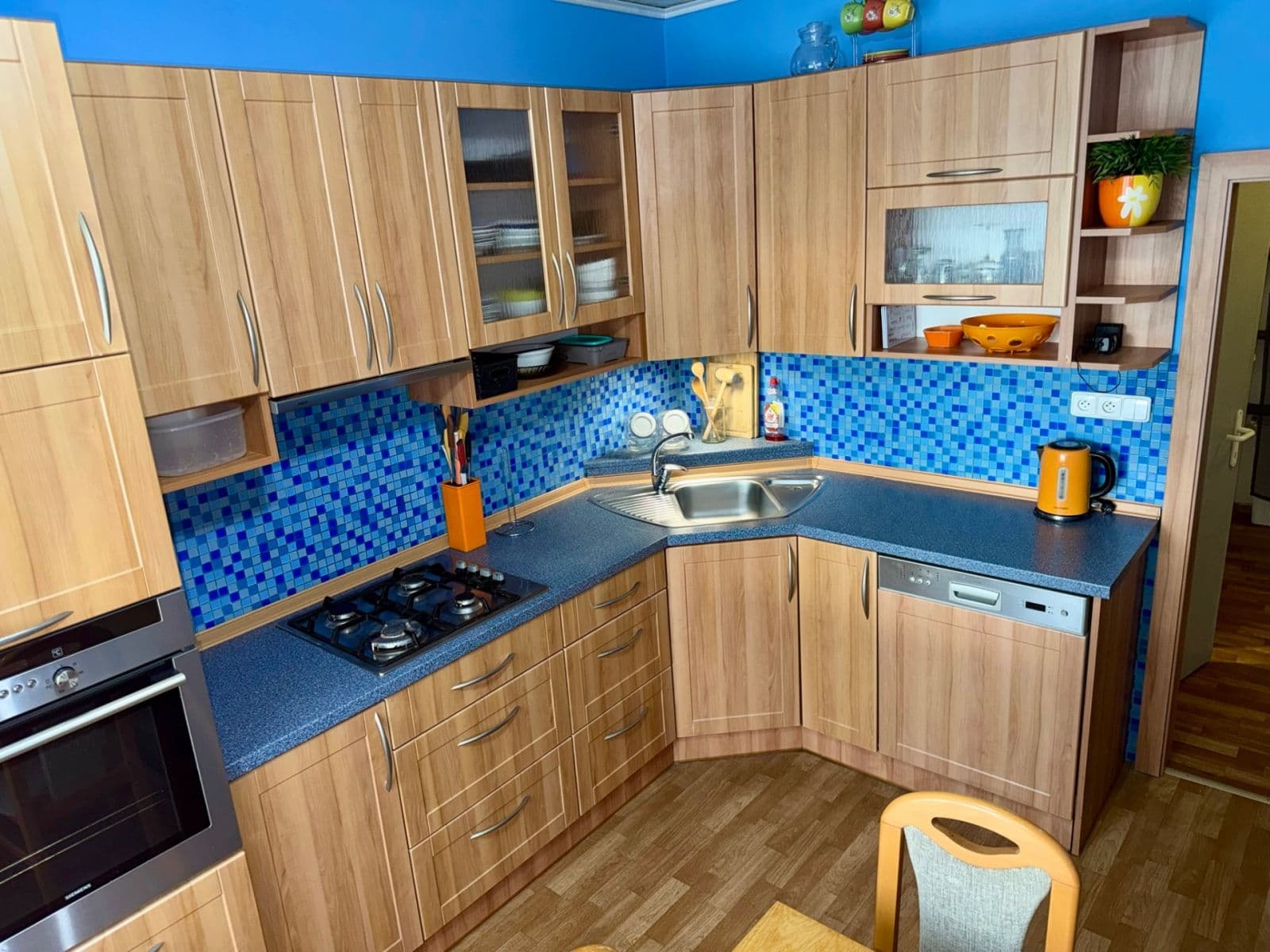 Predaj bytu 2-izbový 64 m², Karla Čapka, Sokolov, Karlovarský kraj Predaj bytu 2-izbový 64 m², Karla Čapka, Sokolov, Karlovarský kraj