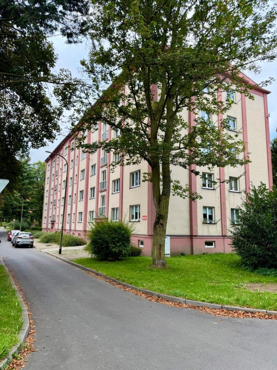 Predaj bytu 2-izbový 64 m², Karla Čapka, Sokolov, Karlovarský kraj Predaj bytu 2-izbový 64 m², Karla Čapka, Sokolov, Karlovarský kraj