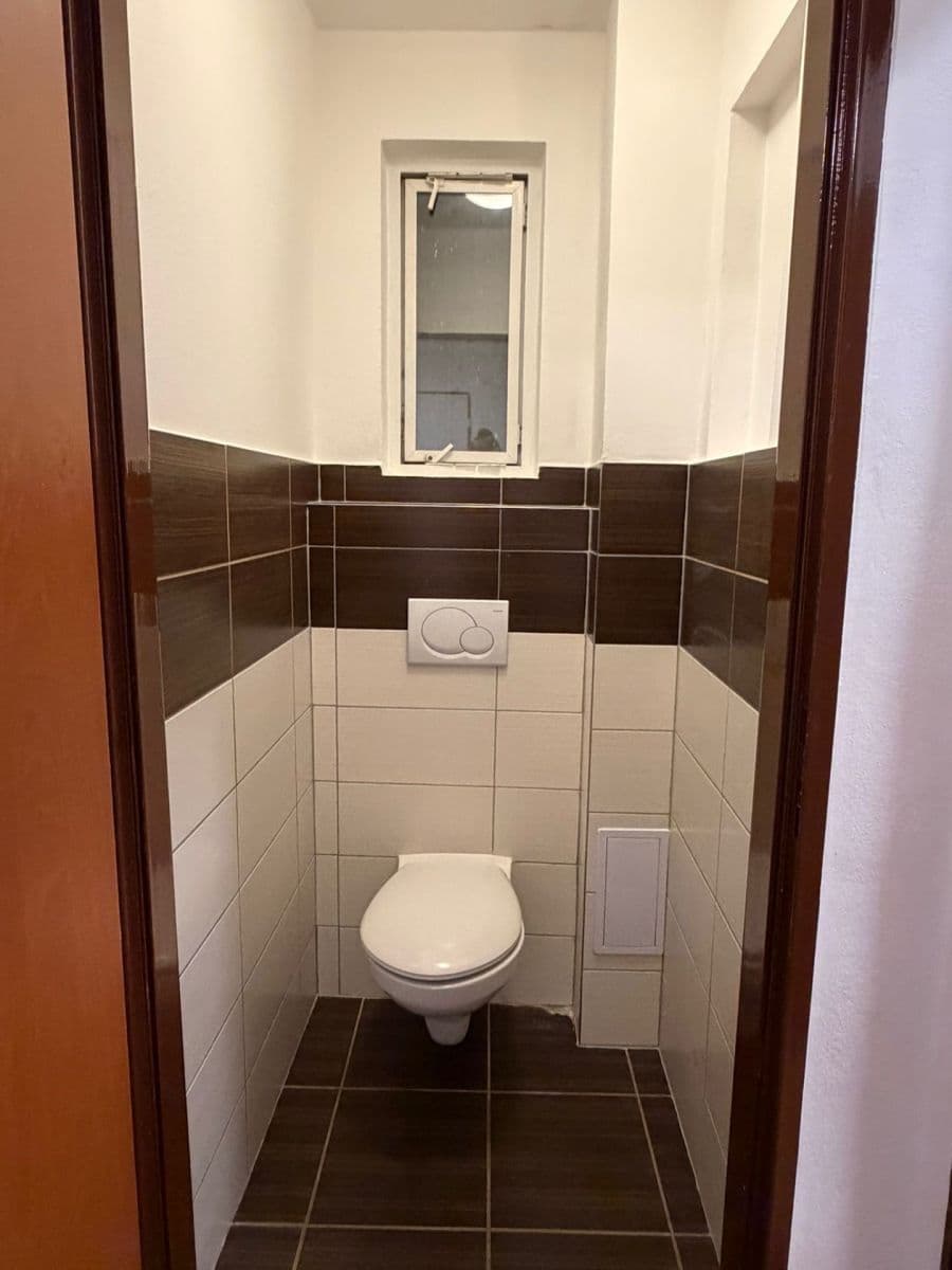 Prenájom bytu 2-izbový 55 m², Nuselská, Praha, Praha Prenájom bytu 2-izbový 55 m², Nuselská, Praha, Praha