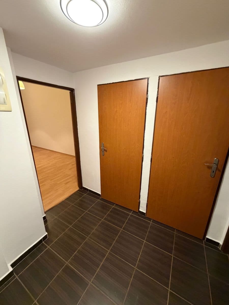 Prenájom bytu 2-izbový 55 m², Nuselská, Praha, Praha Prenájom bytu 2-izbový 55 m², Nuselská, Praha, Praha