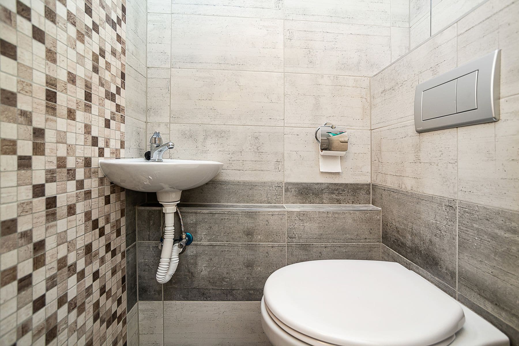 Prenájom bytu 3-izbový 73 m², Vavřenova, Praha, Praha Prenájom bytu 3-izbový 73 m², Vavřenova, Praha, Praha
