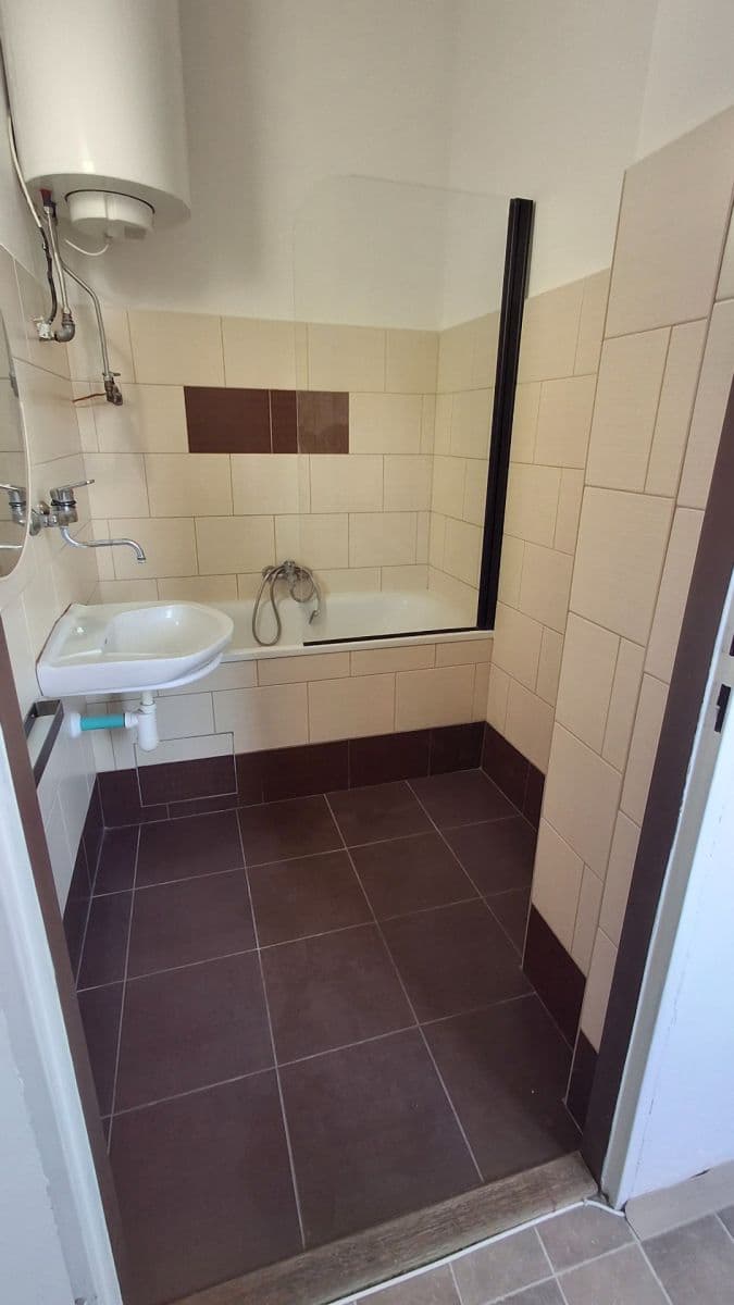 Prenájom bytu 2-izbový 61 m², Letohradská, Praha, Praha Prenájom bytu 2-izbový 61 m², Letohradská, Praha, Praha