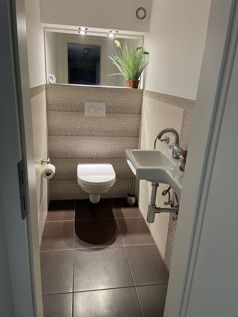 Predaj domu 148 m², pozemok 425 m², Halstenbek, Šlezvicko-Holštajnsko Predaj domu 148 m², pozemok 425 m², Halstenbek, Šlezvicko-Holštajnsko