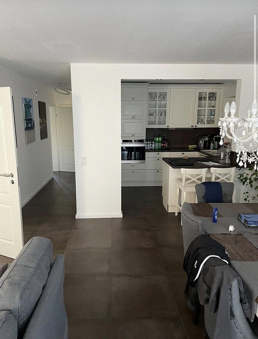 Predaj domu 150 m², pozemok 425 m², Halstenbek, Šlezvicko-Holštajnsko Predaj domu 150 m², pozemok 425 m², Halstenbek, Šlezvicko-Holštajnsko