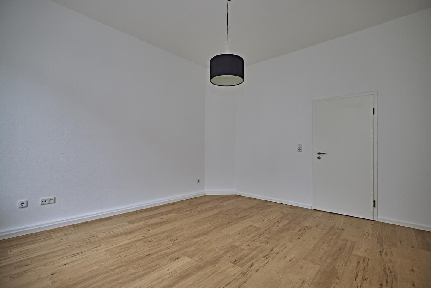 Prenájom bytu 2-izbový 70 m², Westfalenstraße 47, Iserlohn, Severné Porýnie - Westfálsko Prenájom bytu 2-izbový 70 m², Westfalenstraße 47, Iserlohn, Severné Porýnie - Westfálsko