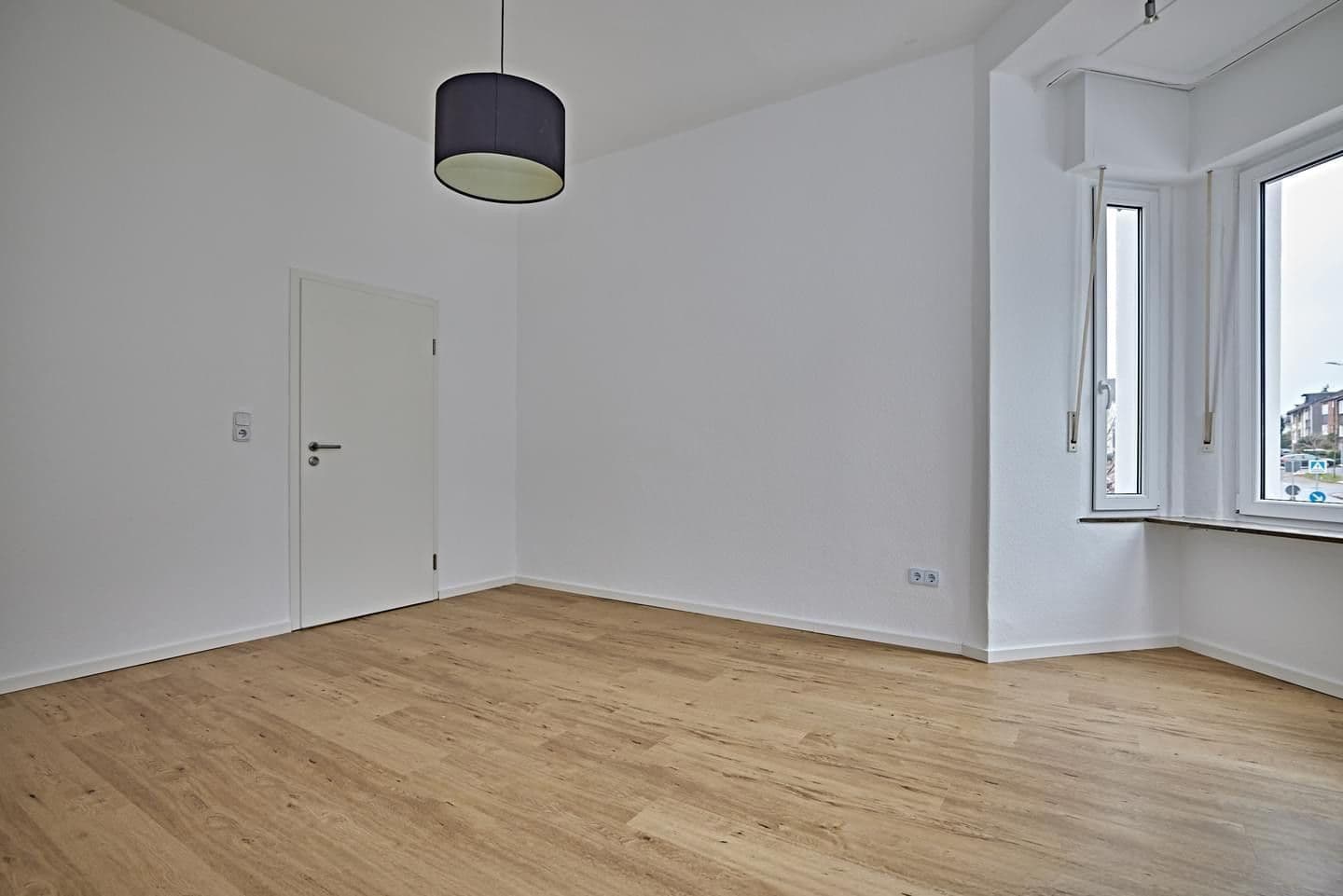 Prenájom bytu 2-izbový 70 m², Westfalenstraße 47, Iserlohn, Severné Porýnie - Westfálsko Prenájom bytu 2-izbový 70 m², Westfalenstraße 47, Iserlohn, Severné Porýnie - Westfálsko
