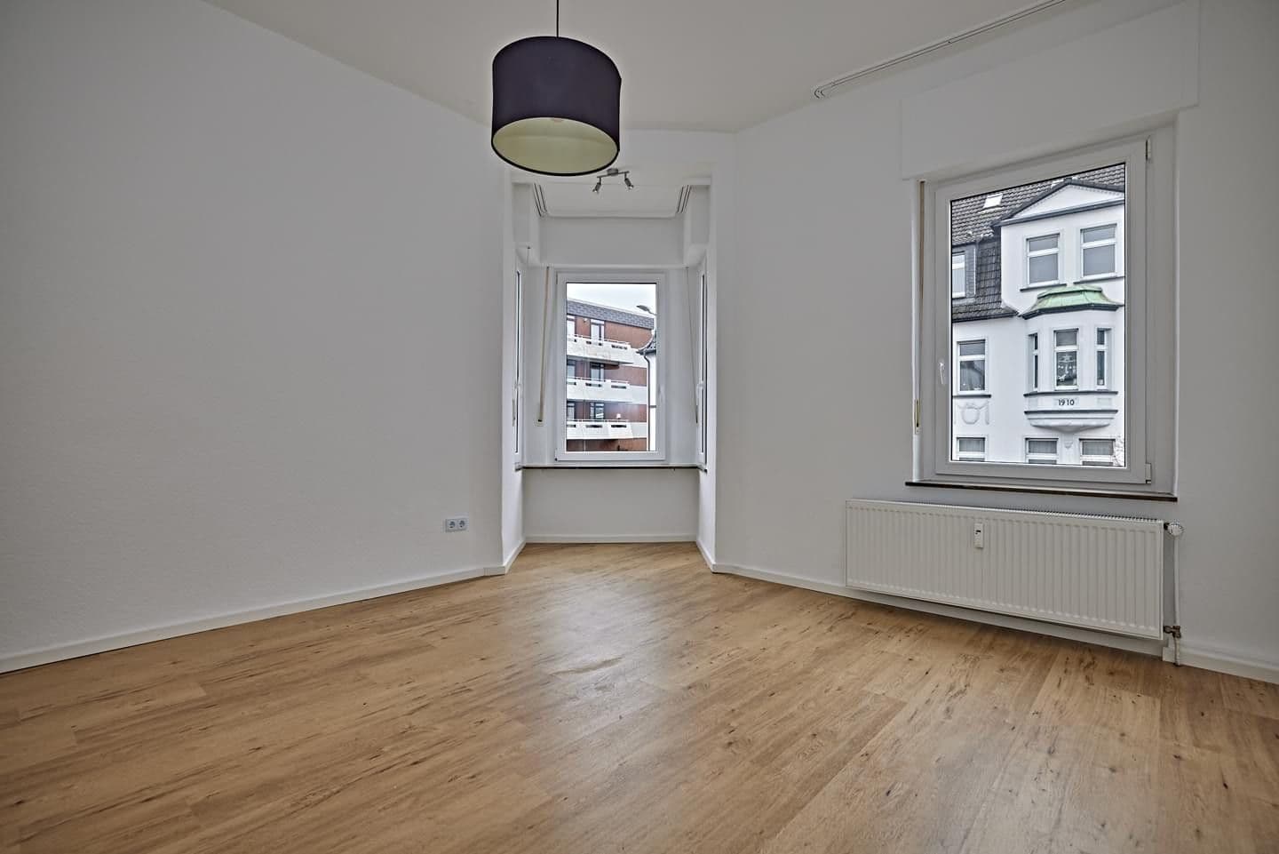 Prenájom bytu 2-izbový 70 m², Westfalenstraße 47, Iserlohn, Severné Porýnie - Westfálsko Prenájom bytu 2-izbový 70 m², Westfalenstraße 47, Iserlohn, Severné Porýnie - Westfálsko