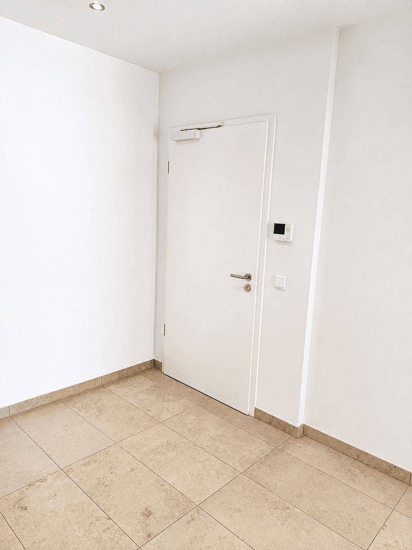 Prenájom bytu 3-izbový 79 m², München, Bavorsko Prenájom bytu 3-izbový 79 m², München, Bavorsko