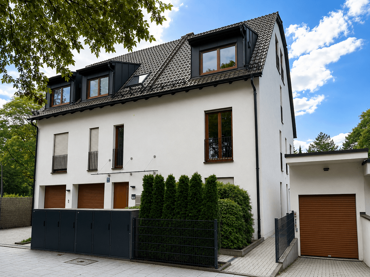 Prenájom bytu 3-izbový 79 m², München, Bavorsko Prenájom bytu 3-izbový 79 m², München, Bavorsko