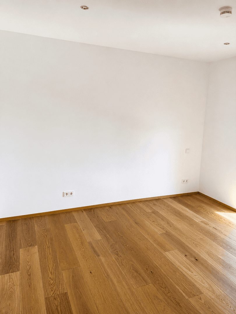 Prenájom bytu 3-izbový 79 m², München, Bavorsko Prenájom bytu 3-izbový 79 m², München, Bavorsko