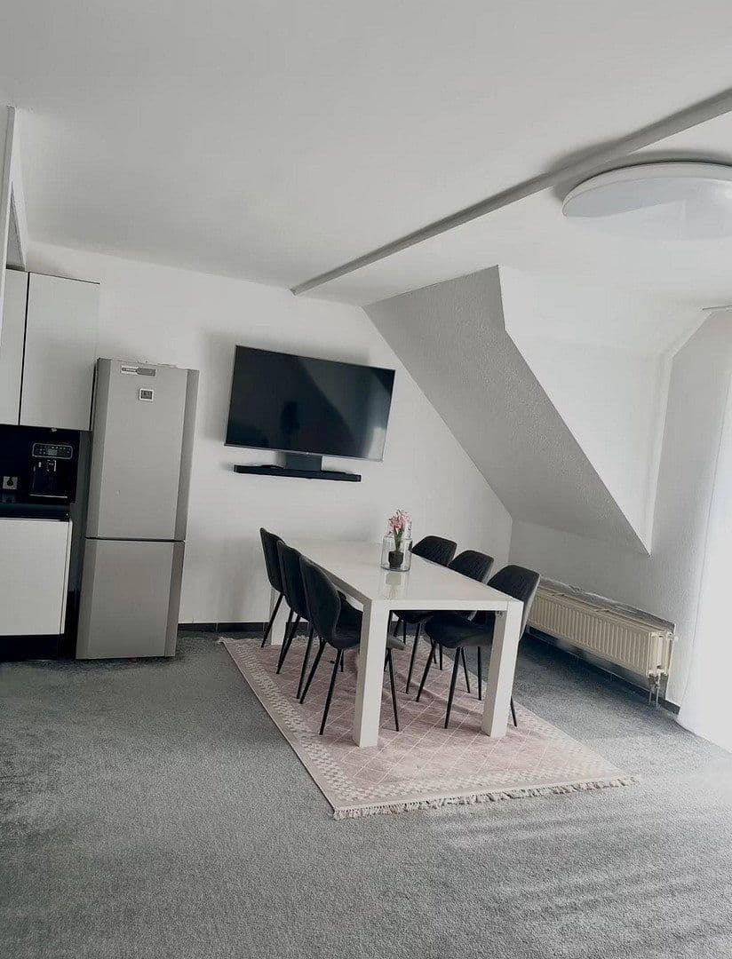 Predaj bytu 5-izbový 118 m², Polch, Porýnie-Falcko Predaj bytu 5-izbový 118 m², Polch, Porýnie-Falcko