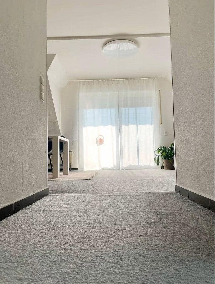 Predaj bytu 5-izbový 118 m², Polch, Porýnie-Falcko Predaj bytu 5-izbový 118 m², Polch, Porýnie-Falcko