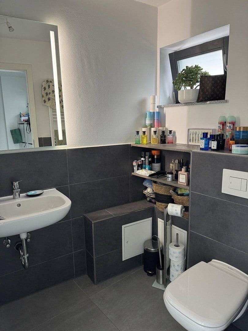 Predaj bytu 4-izbový 109 m², Cadolzburg, Bavorsko Predaj bytu 4-izbový 109 m², Cadolzburg, Bavorsko
