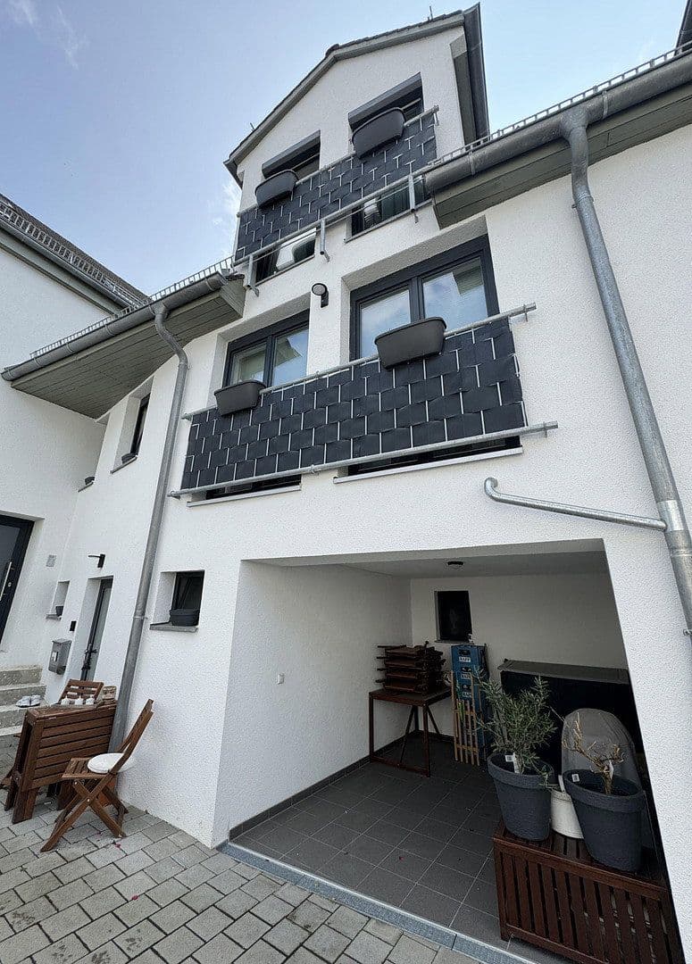 Predaj bytu 4-izbový 109 m², Cadolzburg, Bavorsko Predaj bytu 4-izbový 109 m², Cadolzburg, Bavorsko