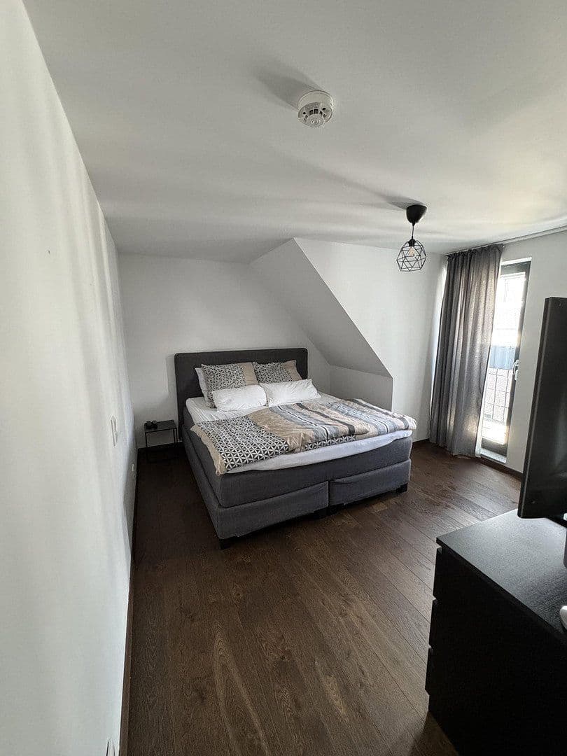 Predaj bytu 4-izbový 109 m², Cadolzburg, Bavorsko Predaj bytu 4-izbový 109 m², Cadolzburg, Bavorsko