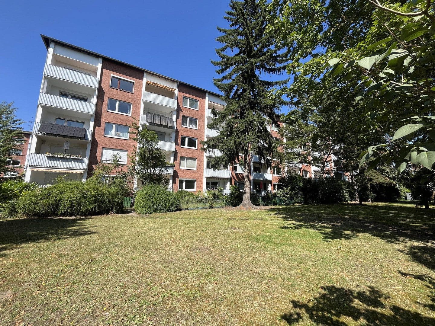 Predaj bytu 3-izbový 81 m², Hannover, Dolné Sasko Predaj bytu 3-izbový 81 m², Hannover, Dolné Sasko