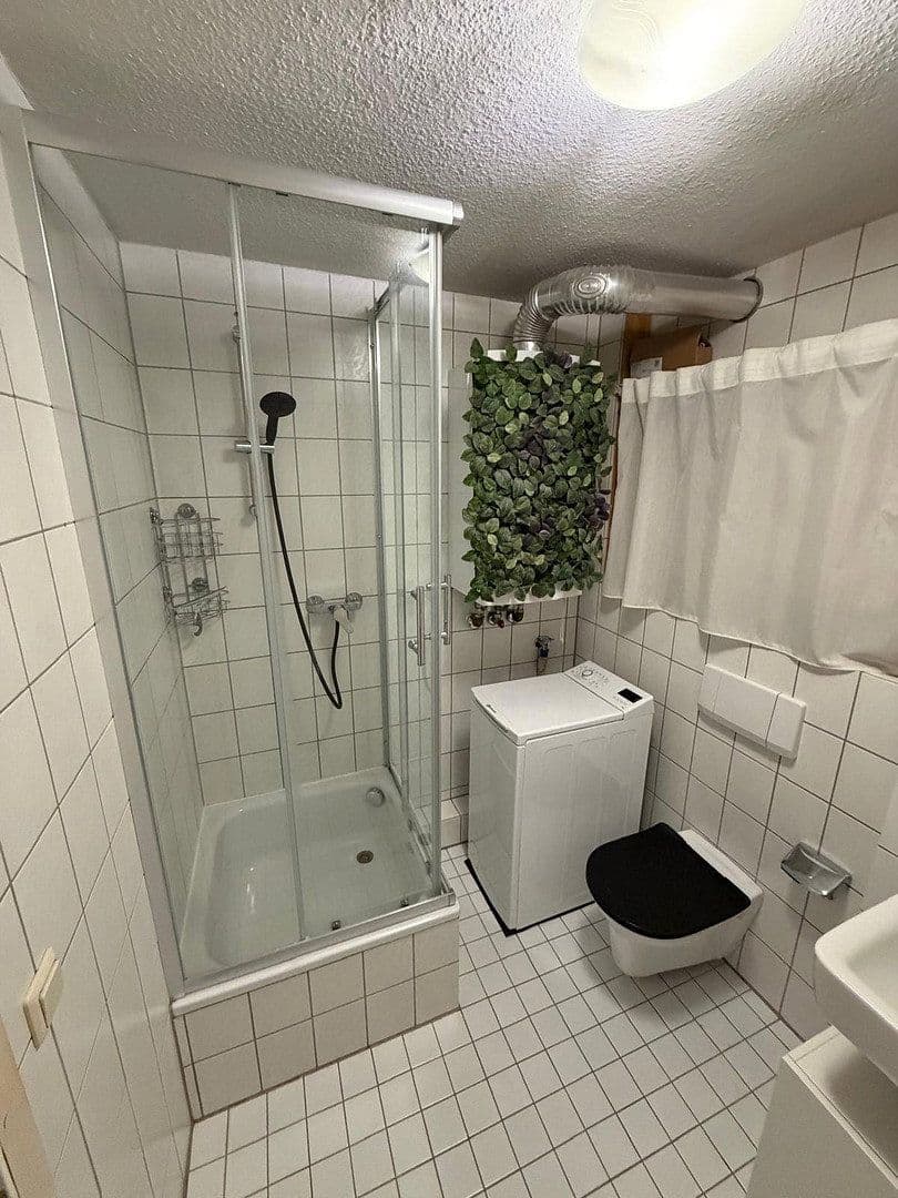 Prenájom bytu 2-izbový 48 m², Köln, Severné Porýnie - Westfálsko Prenájom bytu 2-izbový 48 m², Köln, Severné Porýnie - Westfálsko