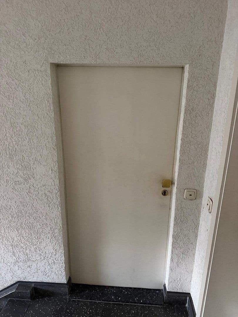 Prenájom bytu 2-izbový 48 m², Köln, Severné Porýnie - Westfálsko Prenájom bytu 2-izbový 48 m², Köln, Severné Porýnie - Westfálsko