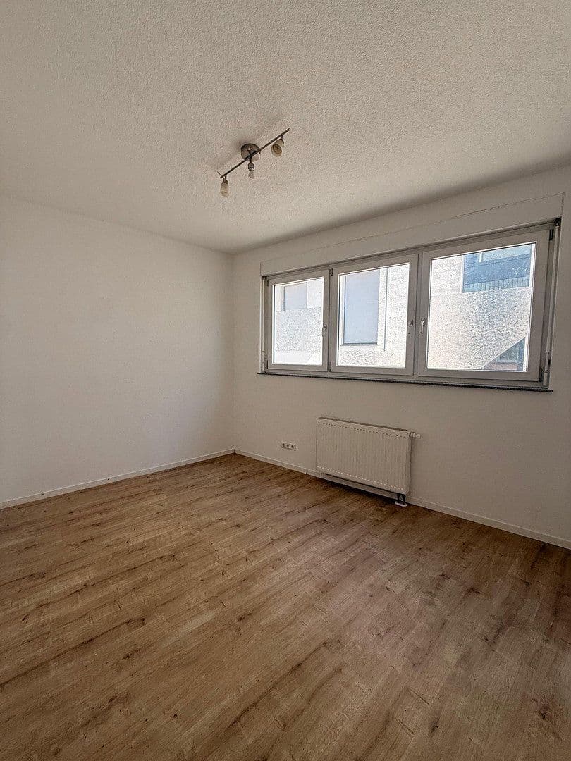 Prenájom bytu 3-izbový 65 m², Schwibbogengasse 3, Heilbronn, Bádensko-Wurttembersko Prenájom bytu 3-izbový 65 m², Schwibbogengasse 3, Heilbronn, Bádensko-Wurttembersko