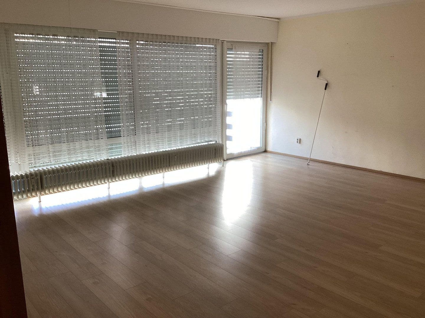 Prenájom bytu 3-izbový 104 m², Rheinbreitbach, Porýnie-Falcko Prenájom bytu 3-izbový 104 m², Rheinbreitbach, Porýnie-Falcko