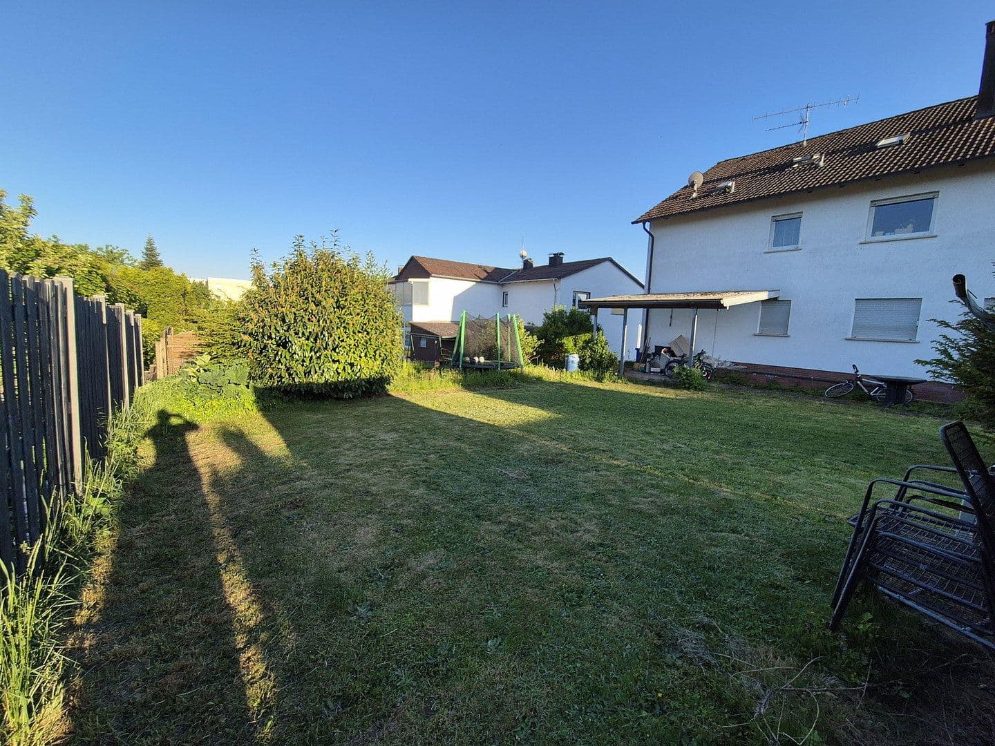 Predaj domu 405 m², pozemok 770 m², Kirchhain, Hesensko Predaj domu 405 m², pozemok 770 m², Kirchhain, Hesensko