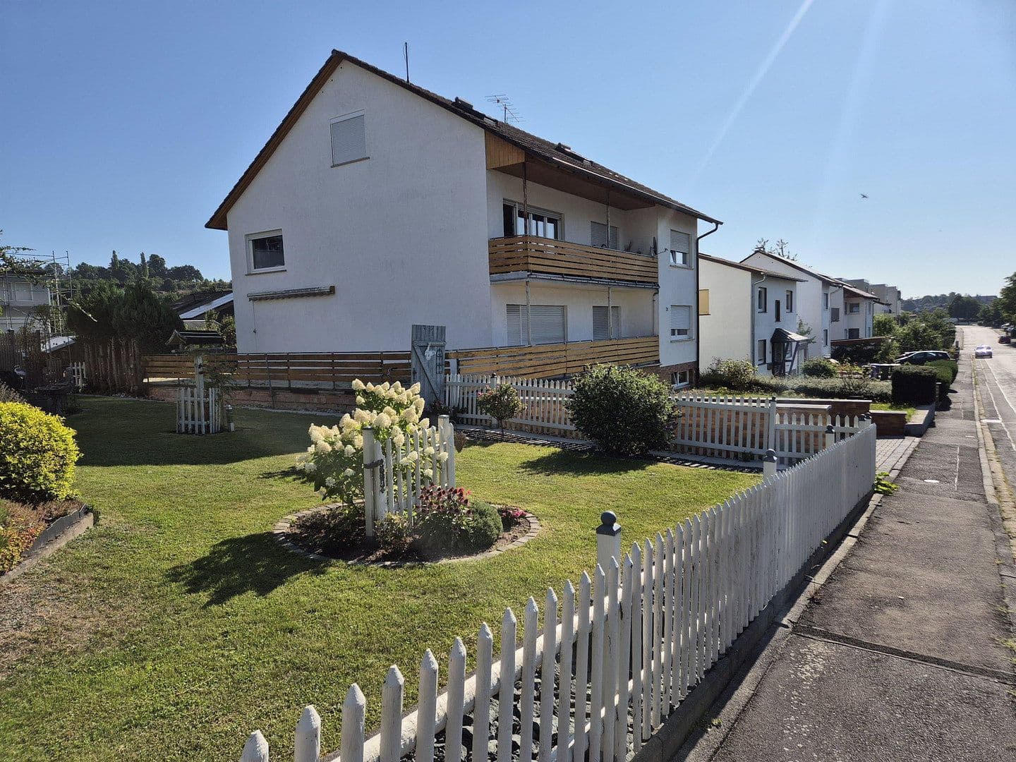 Predaj domu 405 m², pozemok 770 m², Kirchhain, Hesensko Predaj domu 405 m², pozemok 770 m², Kirchhain, Hesensko
