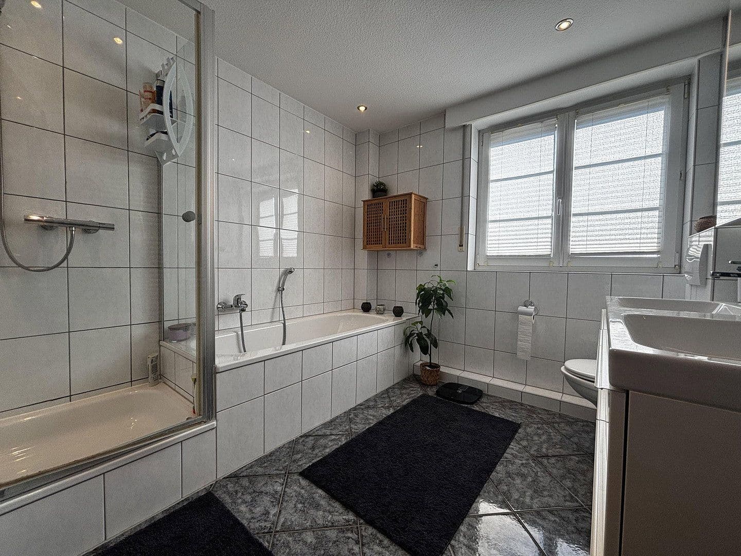 Predaj domu 144 m², pozemok 195 m², Moers, Severné Porýnie - Westfálsko Predaj domu 144 m², pozemok 195 m², Moers, Severné Porýnie - Westfálsko