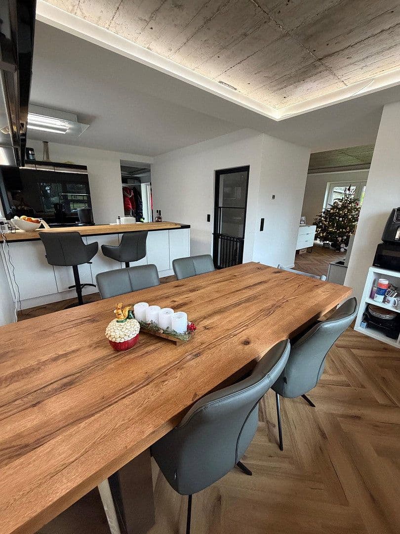 Predaj domu 139 m², pozemok 686 m², Wettenberg, Hesensko Predaj domu 139 m², pozemok 686 m², Wettenberg, Hesensko