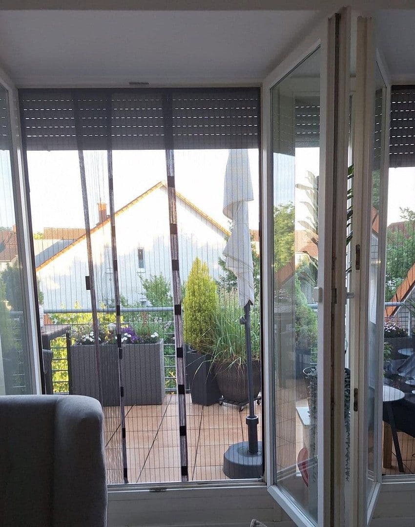 Prenájom bytu 3-izbový 69 m², Ludwigsfelde, Brandenbursko Prenájom bytu 3-izbový 69 m², Ludwigsfelde, Brandenbursko