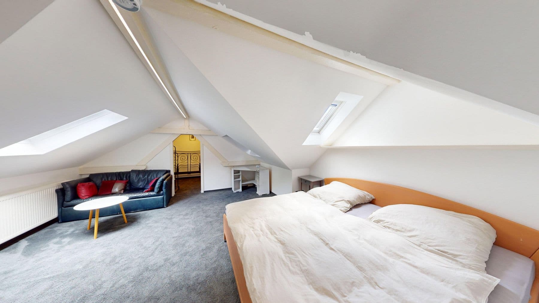 Prenájom bytu 5-izbový 153 m², Hamburg, Hamburg Prenájom bytu 5-izbový 153 m², Hamburg, Hamburg