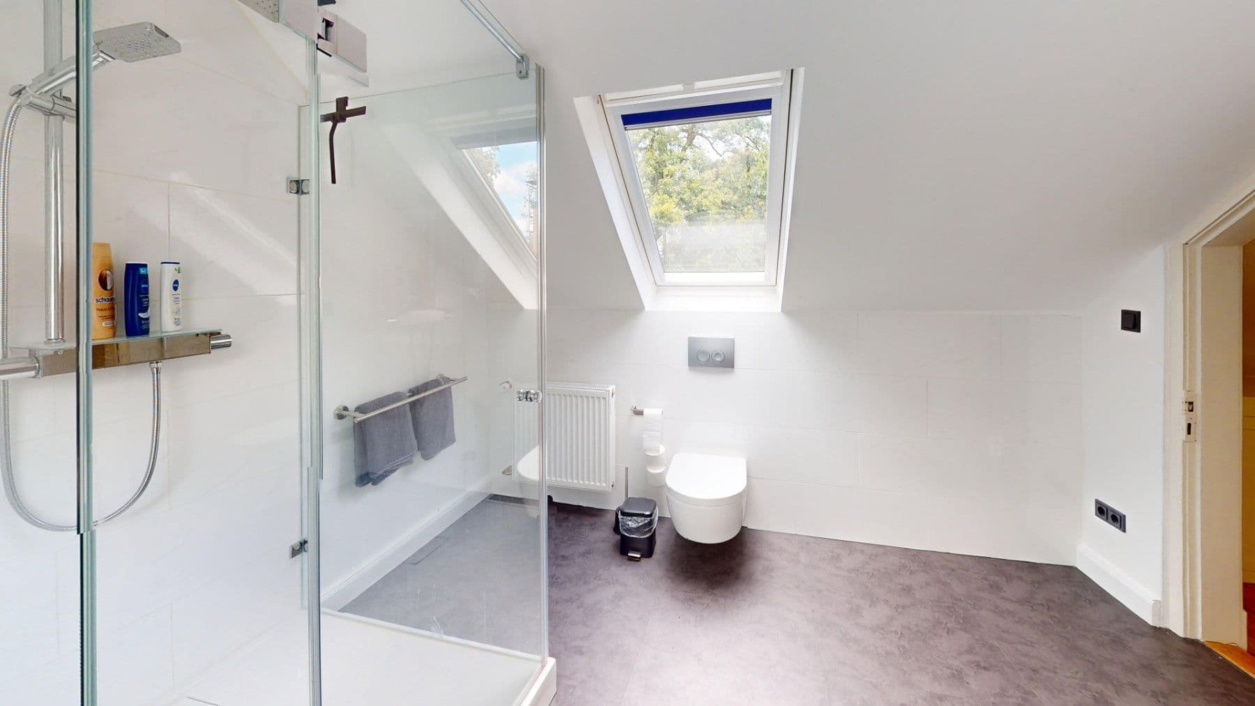 Prenájom bytu 5-izbový 153 m², Hamburg, Hamburg Prenájom bytu 5-izbový 153 m², Hamburg, Hamburg