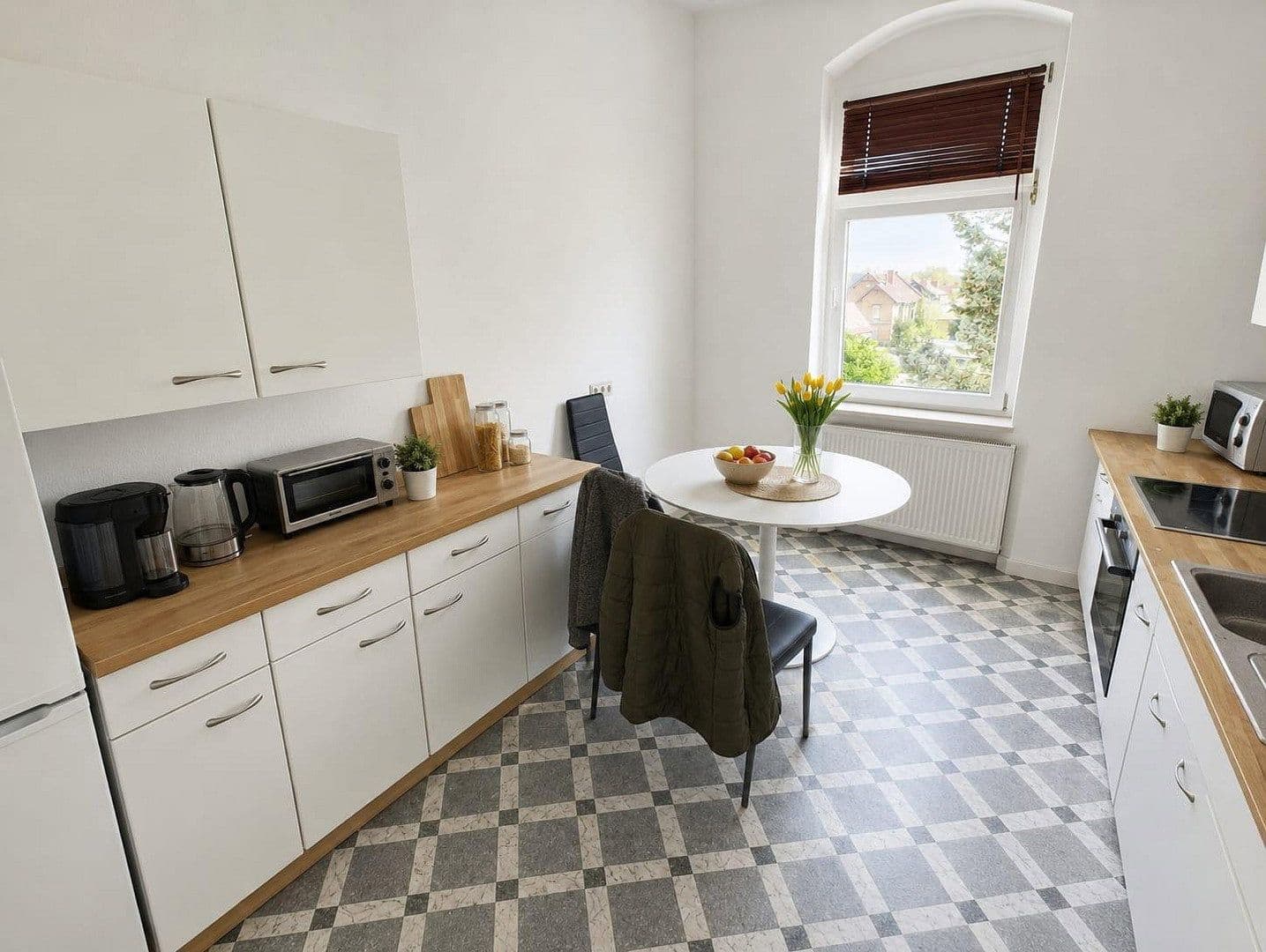 Prenájom bytu 3-izbový 90 m², Oranienburg, Brandenbursko Prenájom bytu 3-izbový 90 m², Oranienburg, Brandenbursko