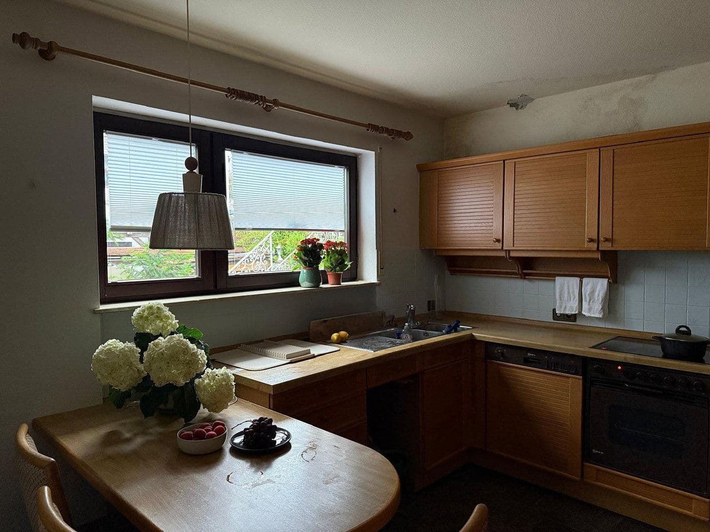 Predaj domu 300 m², pozemok 600 m², Am Steinacker 22, Gorxheimertal, Hesensko Predaj domu 300 m², pozemok 600 m², Am Steinacker 22, Gorxheimertal, Hesensko
