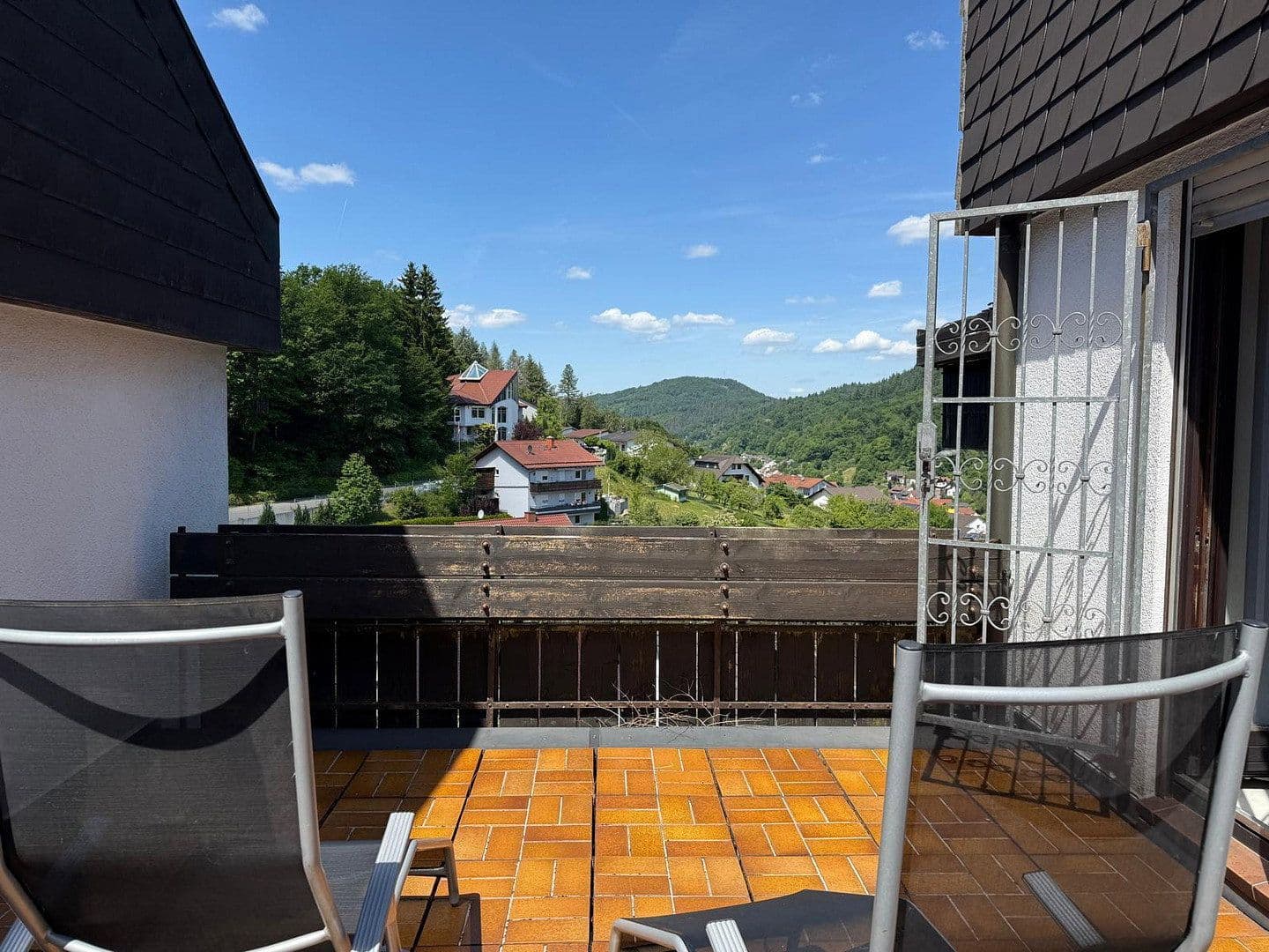 Predaj domu 300 m², pozemok 600 m², Am Steinacker 22, Gorxheimertal, Hesensko Predaj domu 300 m², pozemok 600 m², Am Steinacker 22, Gorxheimertal, Hesensko