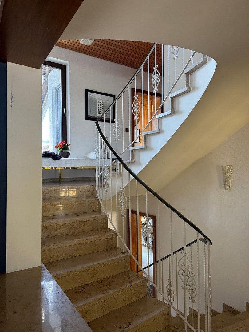 Predaj domu 300 m², pozemok 600 m², Am Steinacker 22, Gorxheimertal, Hesensko Predaj domu 300 m², pozemok 600 m², Am Steinacker 22, Gorxheimertal, Hesensko