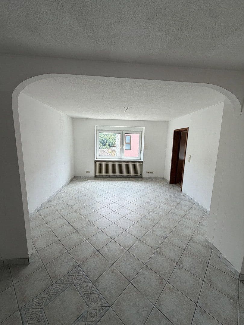 Predaj domu 184 m², pozemok 93 m², Paulsburgstr. 1, Quierschied, Sársko Predaj domu 184 m², pozemok 93 m², Paulsburgstr. 1, Quierschied, Sársko