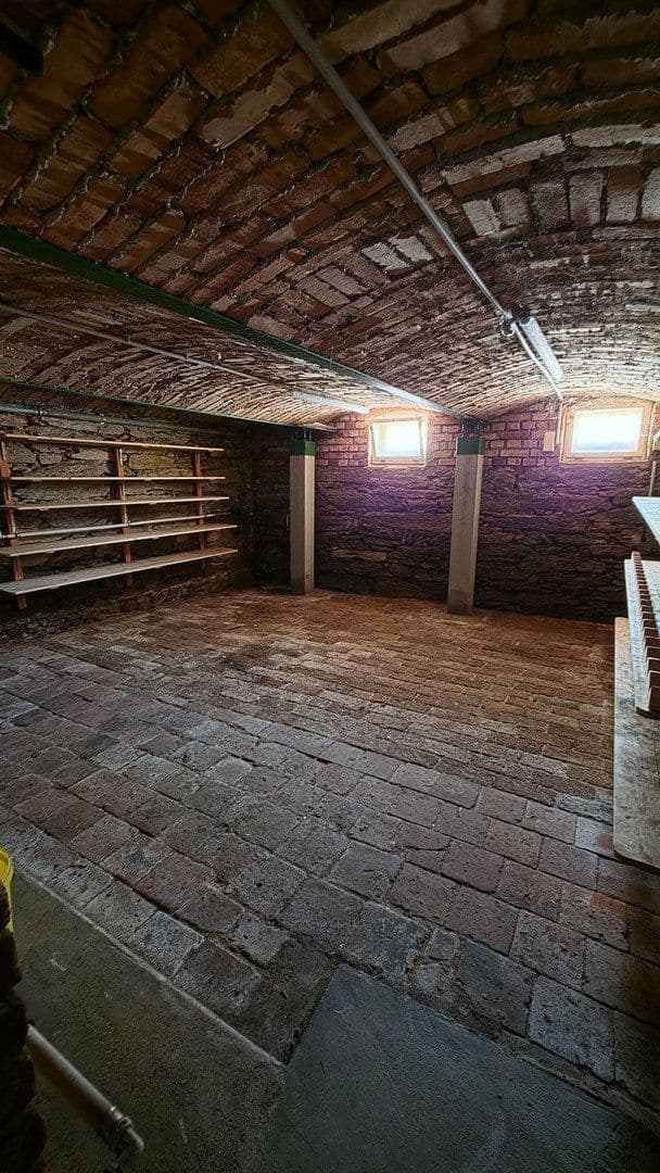 Predaj domu 160 m², pozemok 345 m², Zeulenroda-Triebes, Durínsko Predaj domu 160 m², pozemok 345 m², Zeulenroda-Triebes, Durínsko