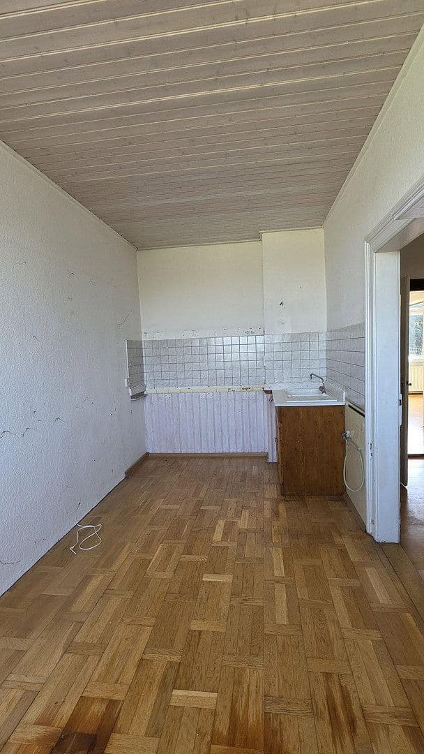 Predaj domu 160 m², pozemok 345 m², Zeulenroda-Triebes, Durínsko Predaj domu 160 m², pozemok 345 m², Zeulenroda-Triebes, Durínsko