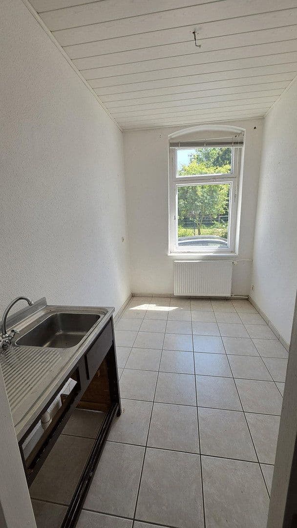 Predaj domu 160 m², pozemok 345 m², Zeulenroda-Triebes, Durínsko Predaj domu 160 m², pozemok 345 m², Zeulenroda-Triebes, Durínsko