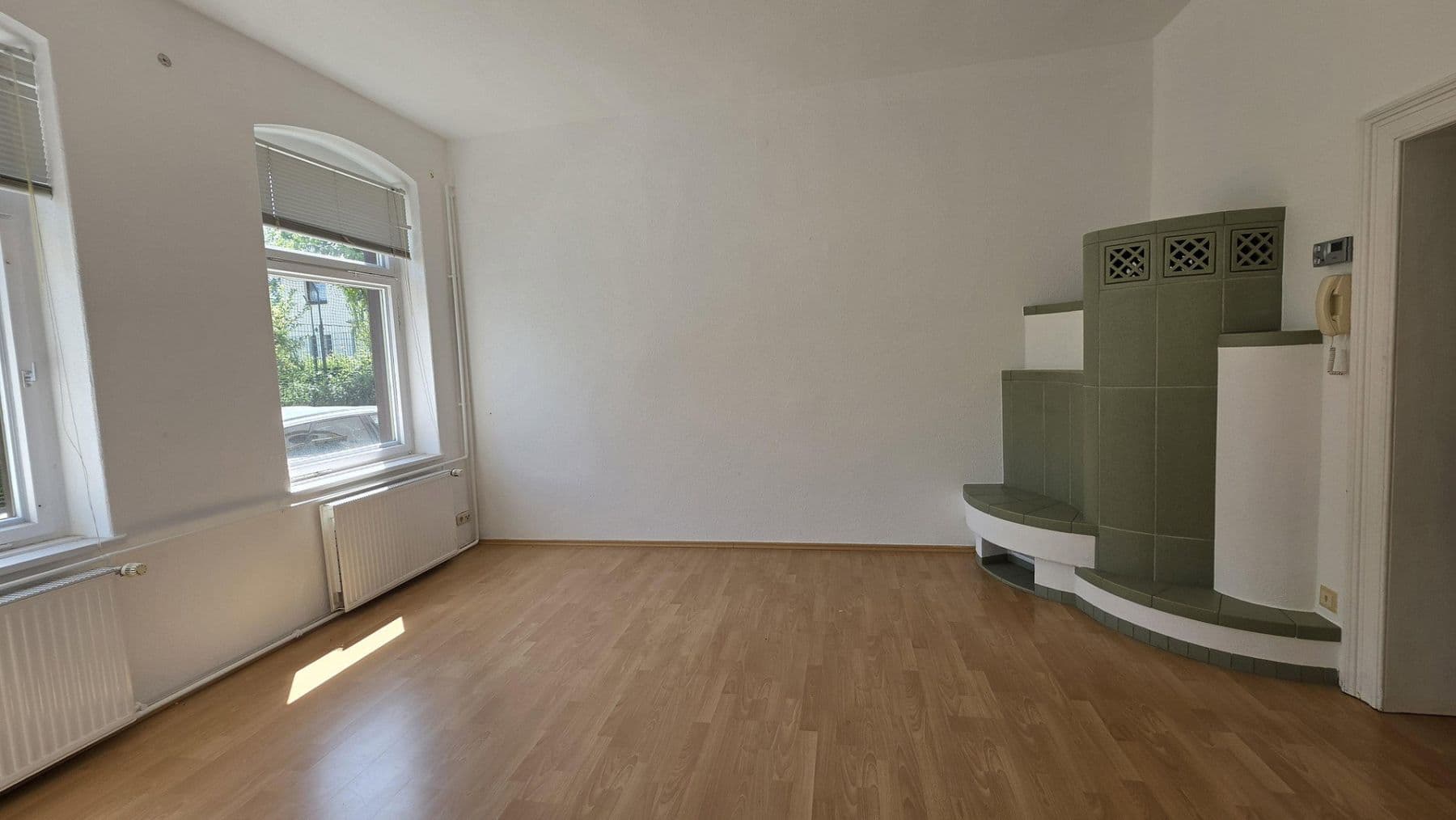 Predaj domu 160 m², pozemok 345 m², Zeulenroda-Triebes, Durínsko Predaj domu 160 m², pozemok 345 m², Zeulenroda-Triebes, Durínsko