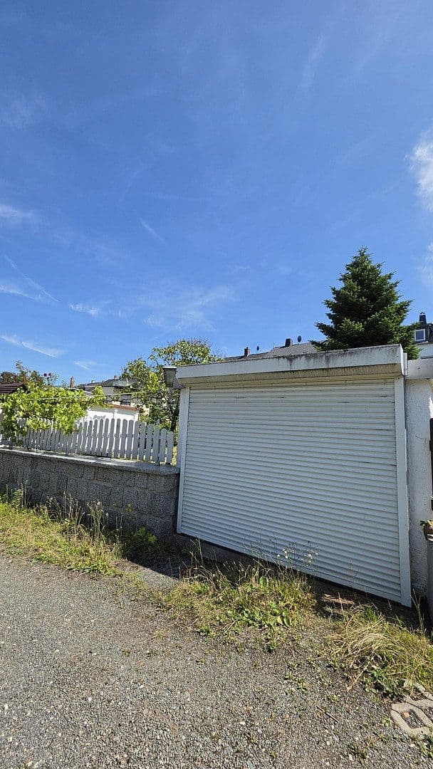 Predaj domu 160 m², pozemok 345 m², Zeulenroda-Triebes, Durínsko Predaj domu 160 m², pozemok 345 m², Zeulenroda-Triebes, Durínsko