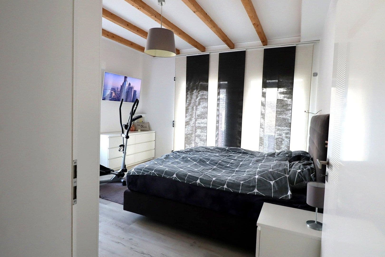 Predaj domu 280 m², pozemok 1.300 m², Grevenbroich, Severné Porýnie - Westfálsko Predaj domu 280 m², pozemok 1.300 m², Grevenbroich, Severné Porýnie - Westfálsko